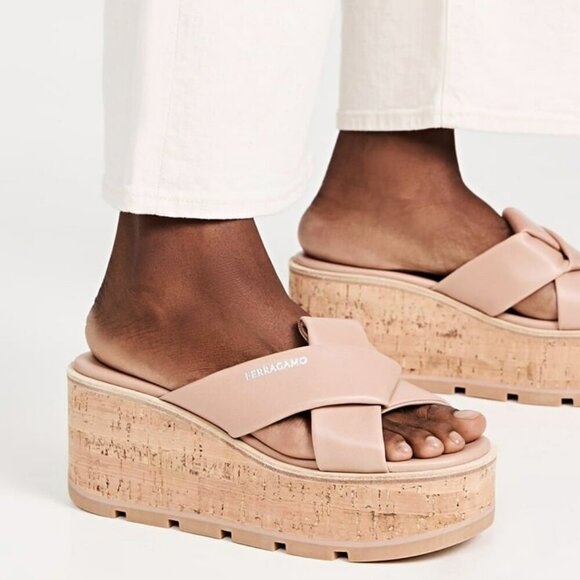 Ferragamo Women's Engracia Platform Slide Sandals in Rosa Size 7 C (MSRP $695) - Picture 2 of 11